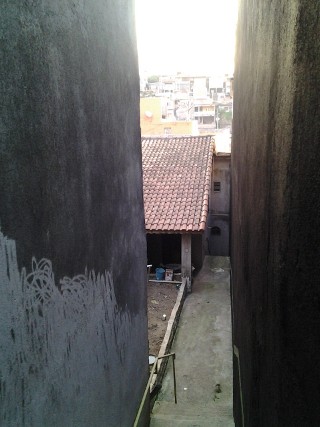 Vendo ou troco sobrado estilo colonial
